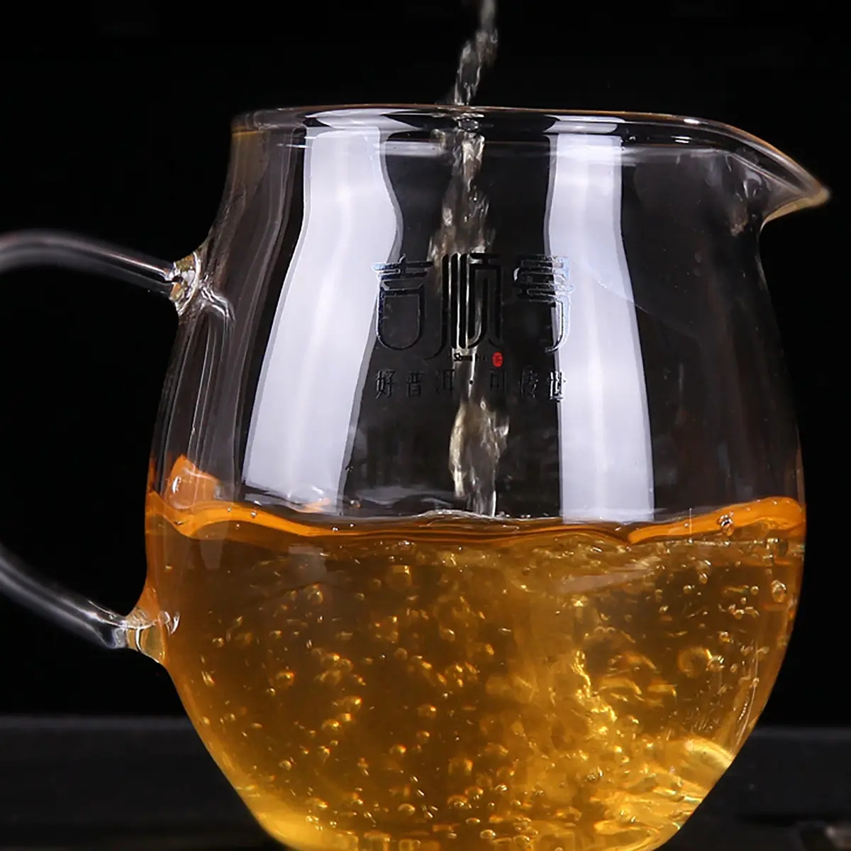 ?這個(gè)普洱有點(diǎn)甜，什么甜？冰糖甜！